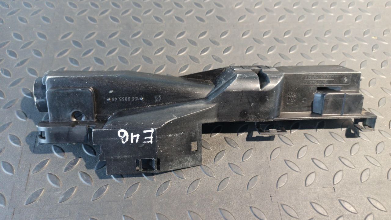 Кронштейн радиатора левый BMW 3/E46 1998-2007