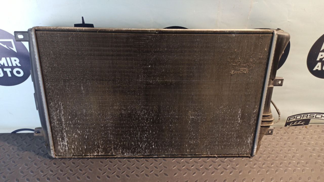 Радиатор ОЖ Volkswagen Caddy/3 2004-2015