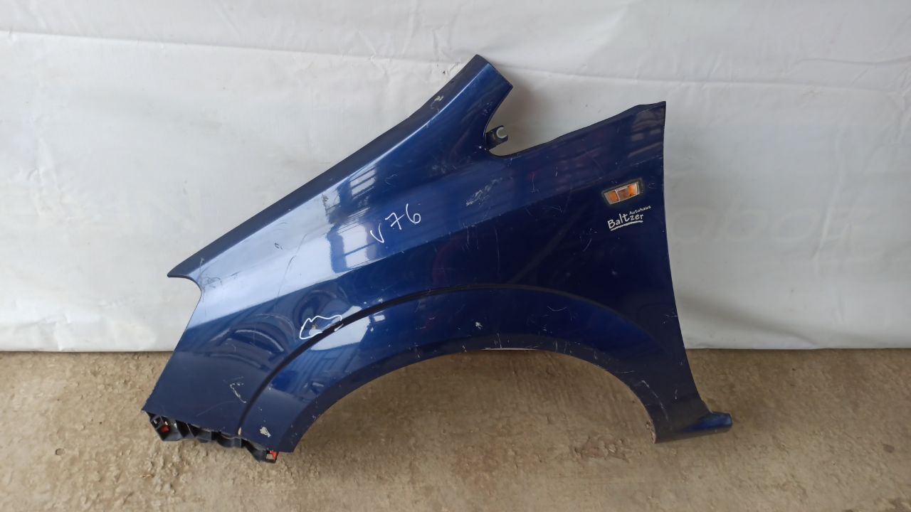 Крыло переднее левое Opel Zafira/B 2005-2014