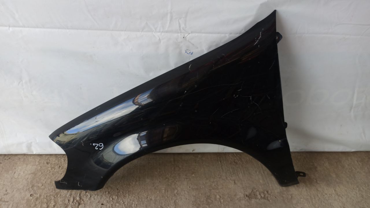 Крыло переднее левое Mercedes M/W163 1997-2005