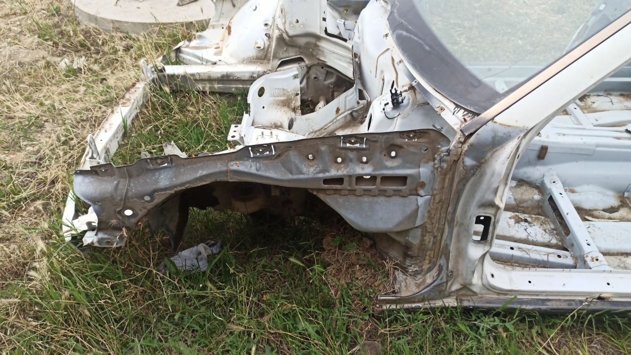 Лонжерон передний левый Mercedes C/W202 1993-2001