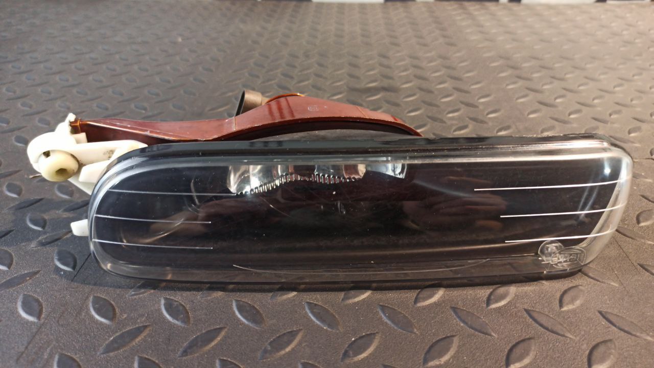 Фара противотуманная левая BMW 3/E46 1998-2007