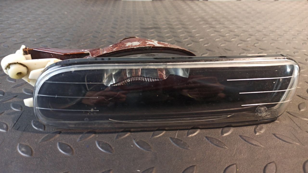 Фара противотуманная левая BMW 3/E46 1998-2007