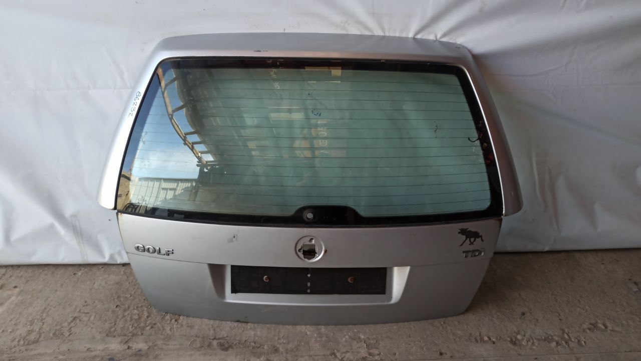 Дверь багажника Volkswagen Golf/4 1997-2006