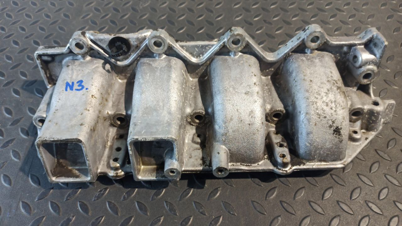 Коллектор впускной Renault Megane/2 2002-2009