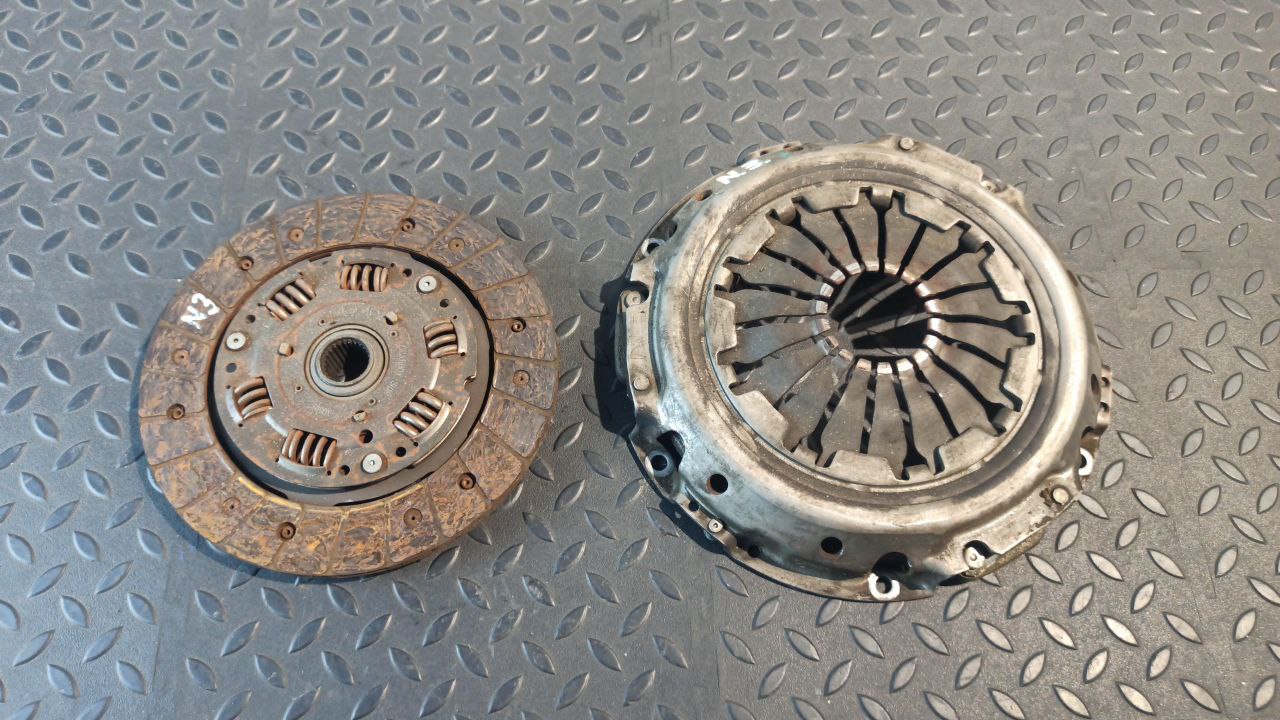 Сцепление (Комплект) Renault Megane/2 2002-2009