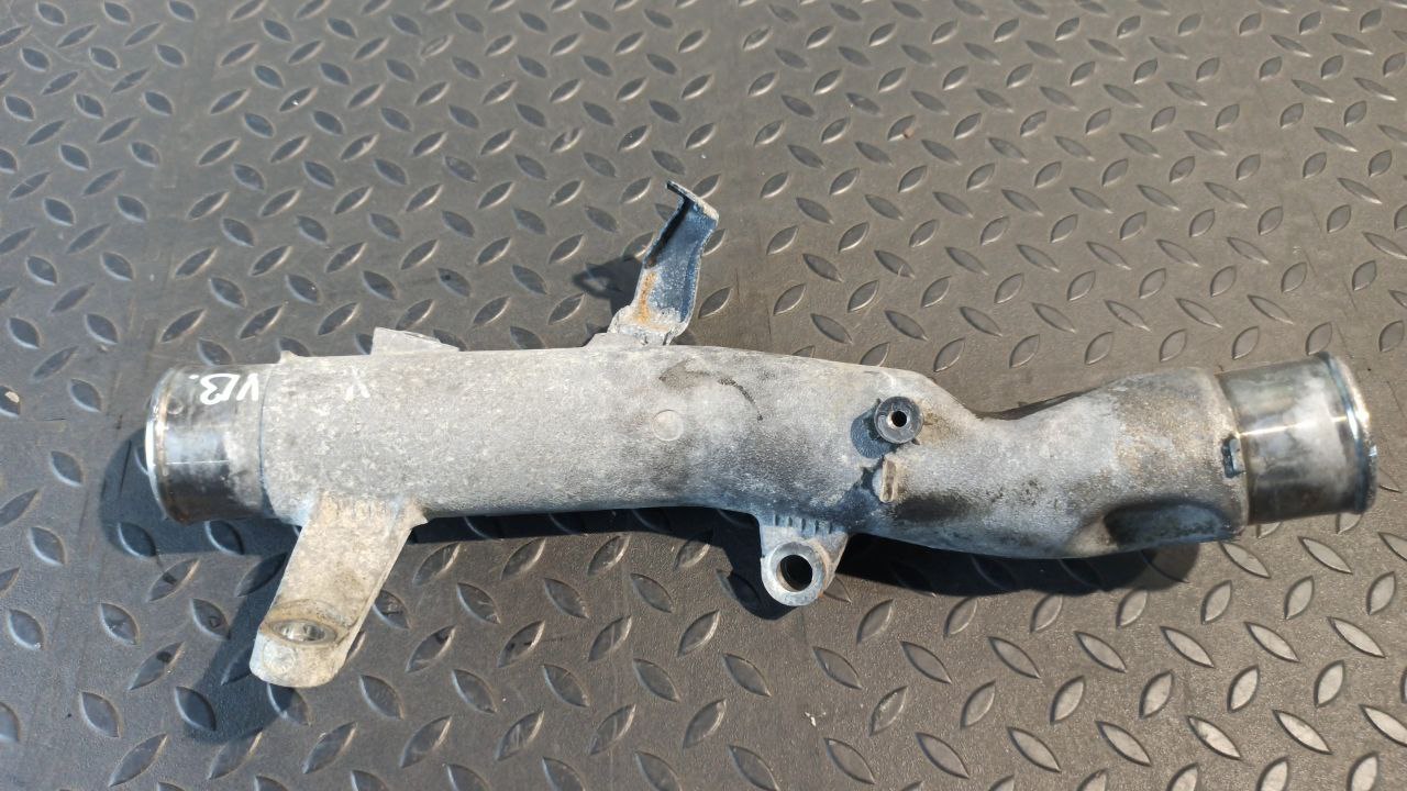 Патрубок интеркулера Toyota Avensis/2 2003-2009
