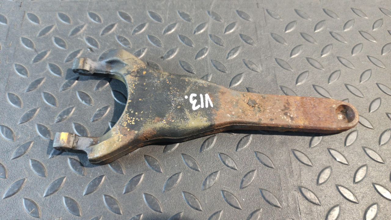 Вилка сцепления Toyota Avensis/2 2003-2009