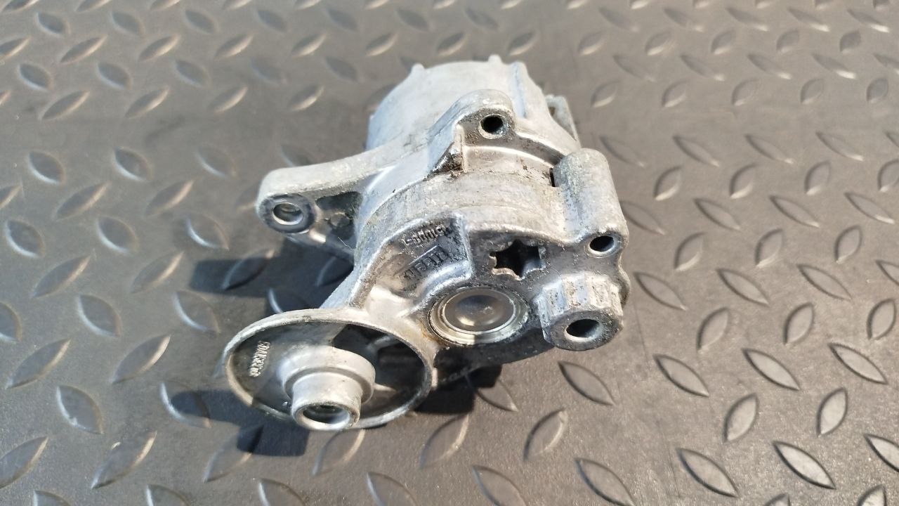 Натяжитель ремня Mercedes M/W163 1997-2005