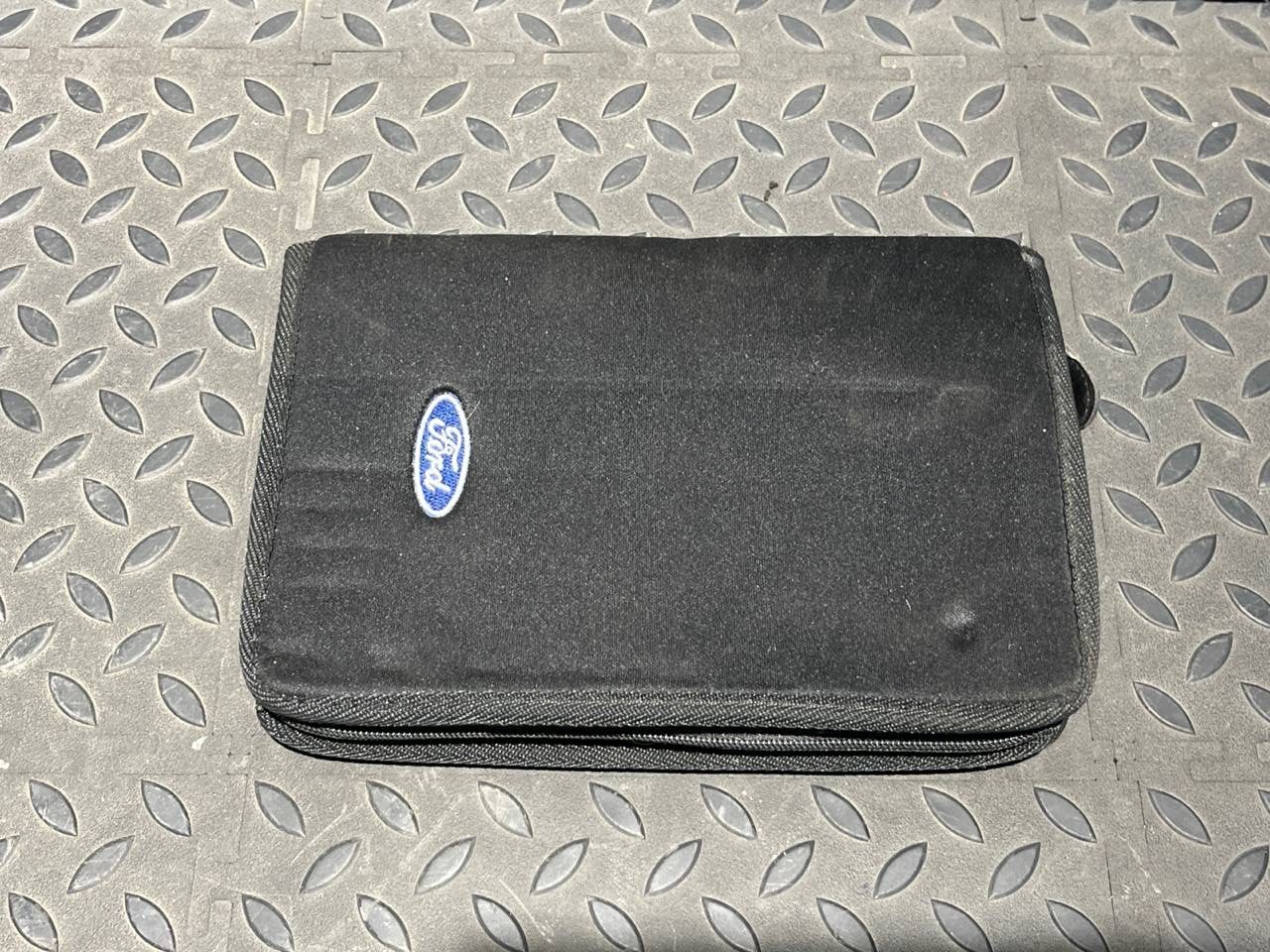 Сумка автомобильная Ford Mondeo/3 2000-2007