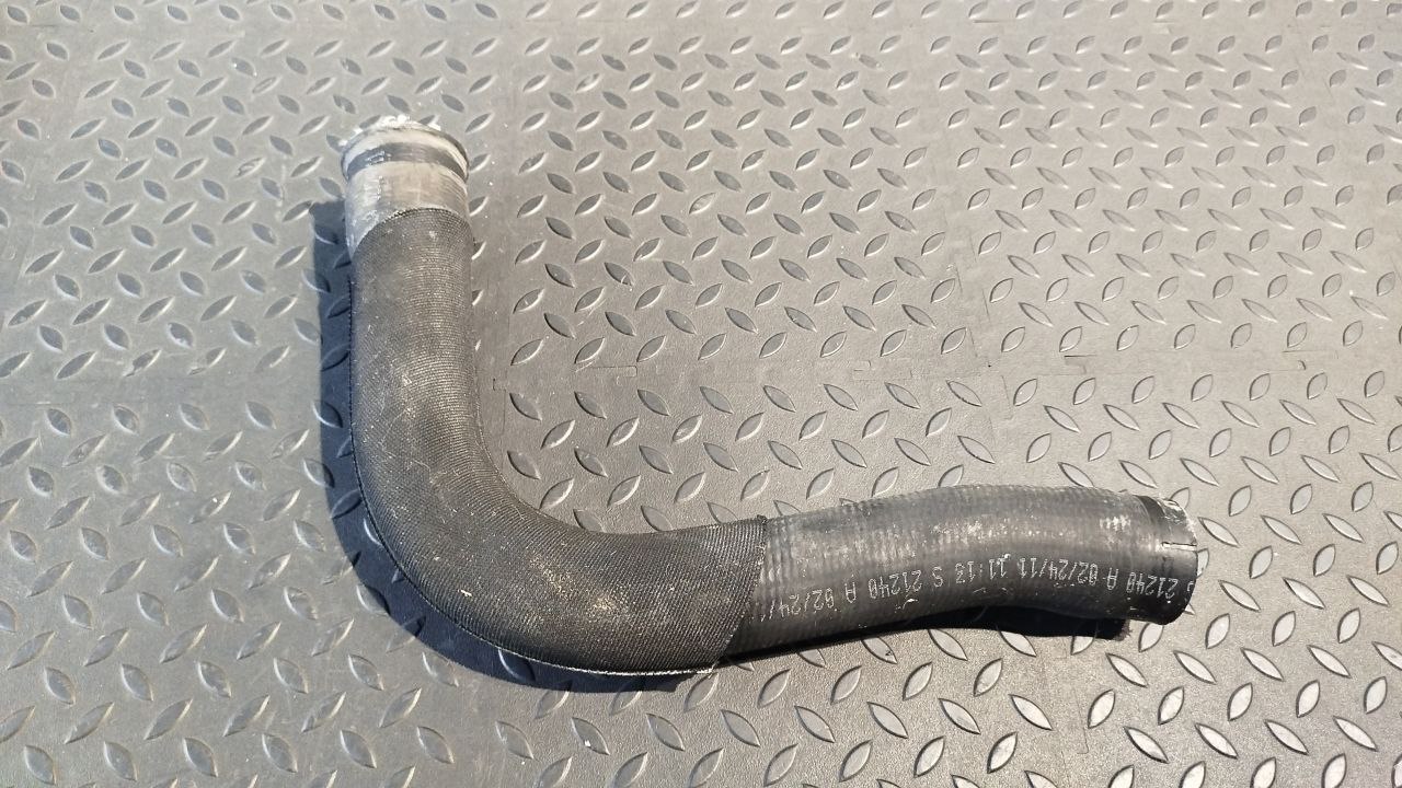 Патрубок интеркулера Opel Zafira/B 2005-2014