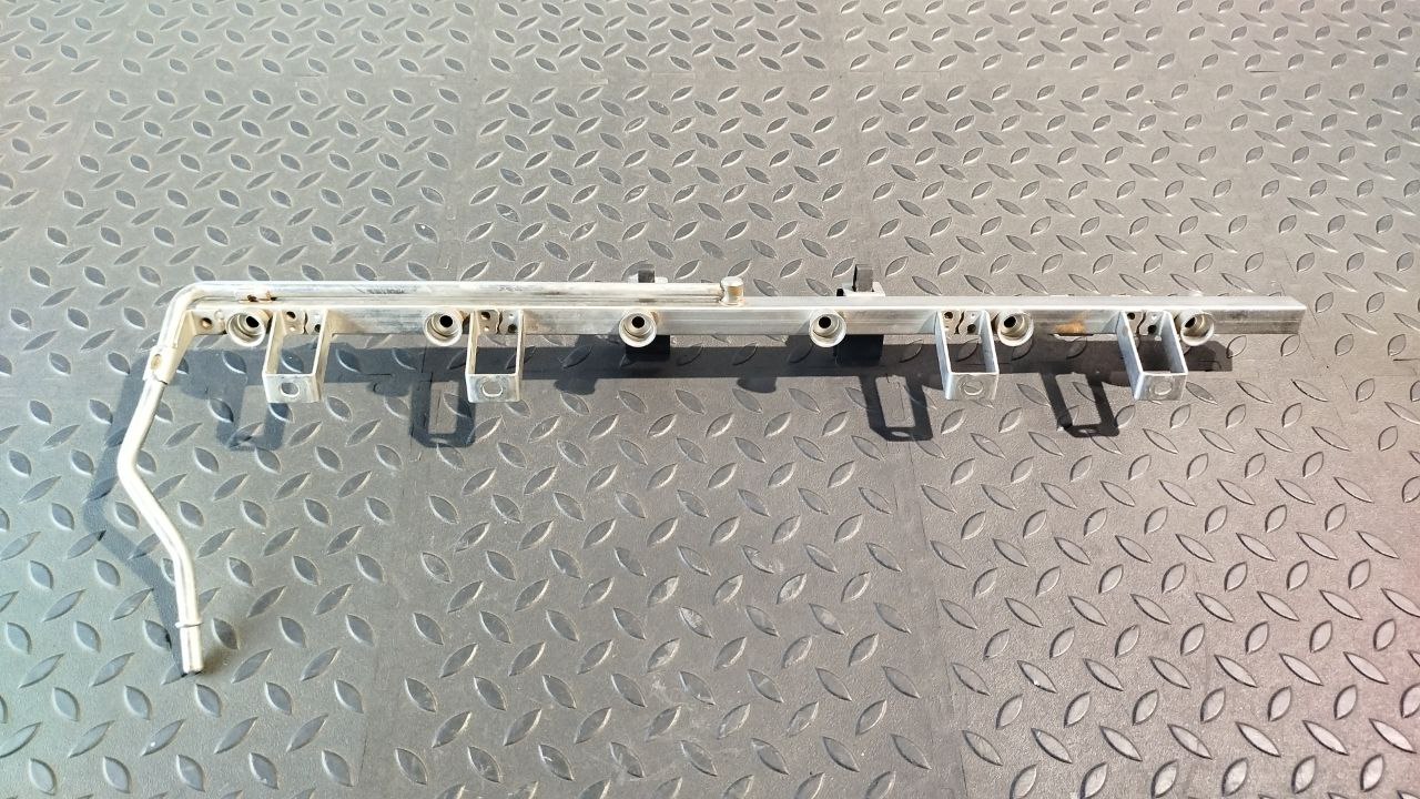 Рампа топливная BMW 3/E46 1998-2007