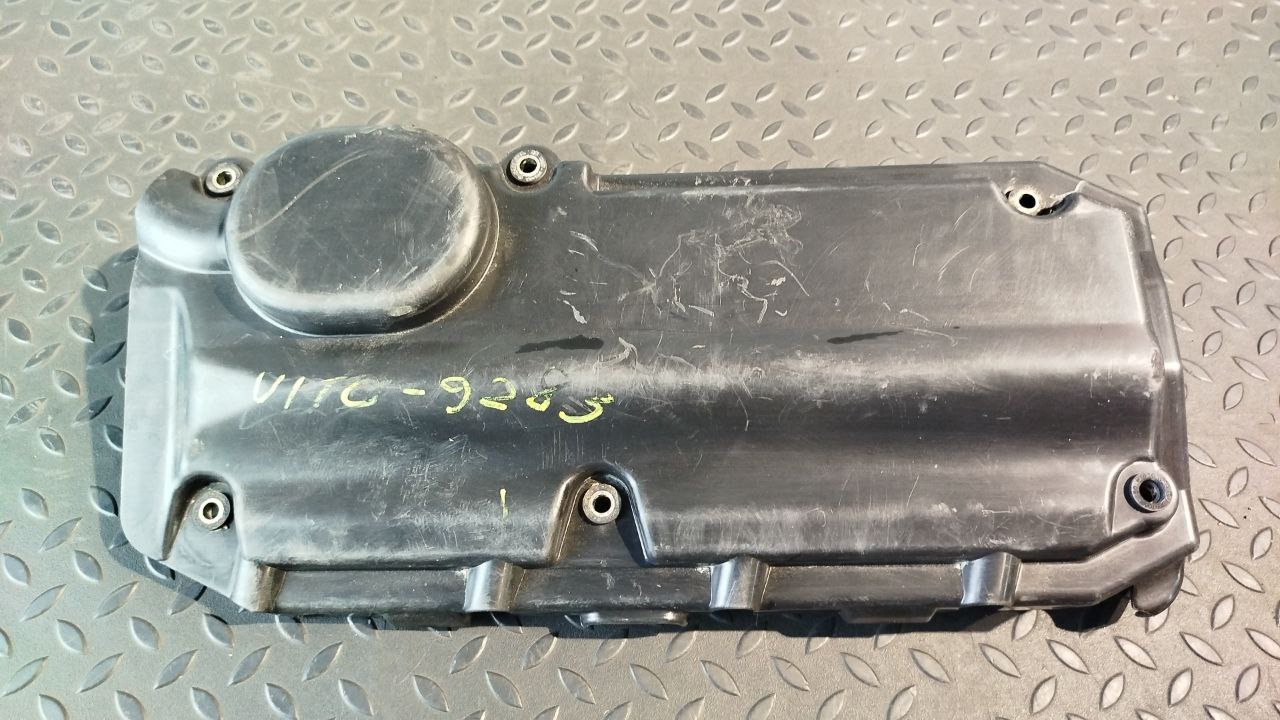 Крышка на двигатель (Декоративная) Mercedes Vito/W639 2003-2014