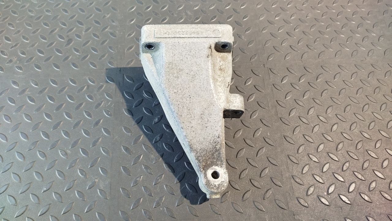 Кронштейн двигателя Mercedes Vito/W639 2003-2014