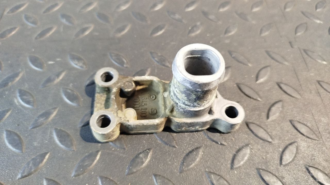 Фланец ОЖ Mercedes Vito/W639 2003-2014