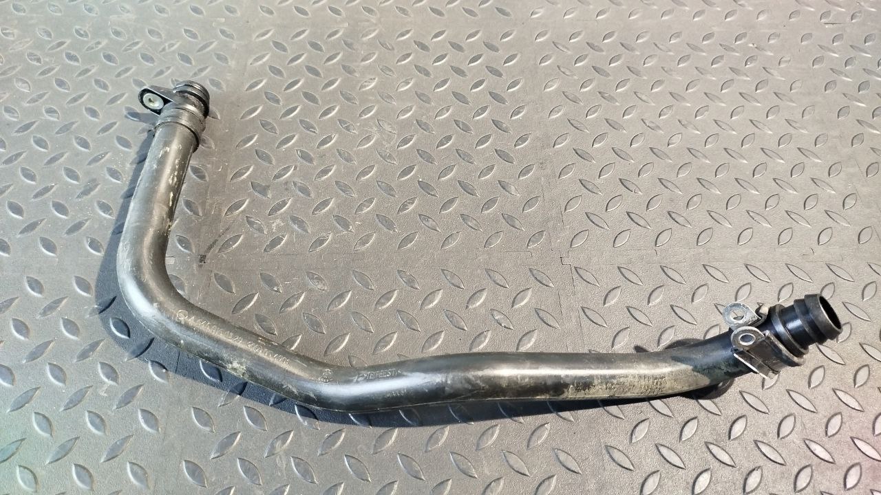 Горловина маслозаливная Mercedes Vito/W639 2003-2014