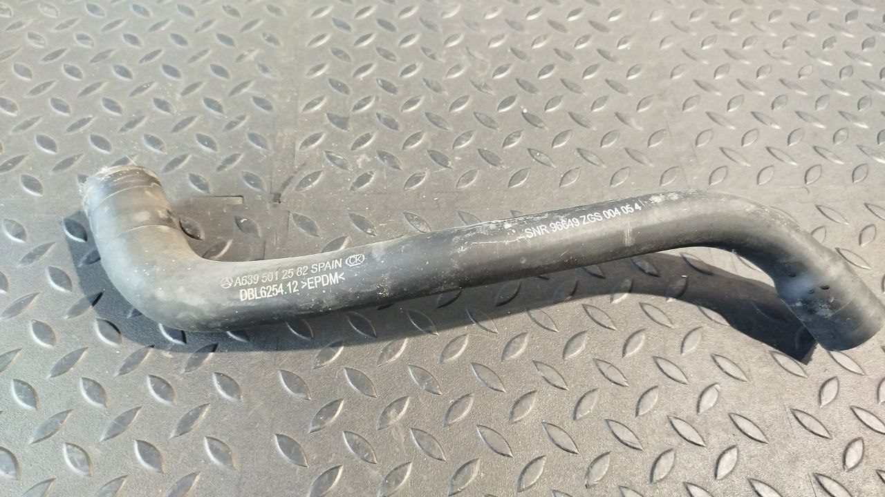 Патрубок ОЖ Mercedes Vito/W639 2003-2014