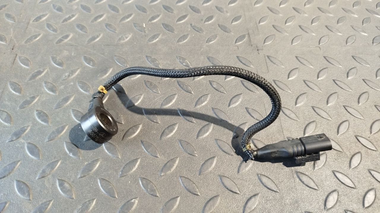 Датчик детонации Mercedes C/W204 2006-2015