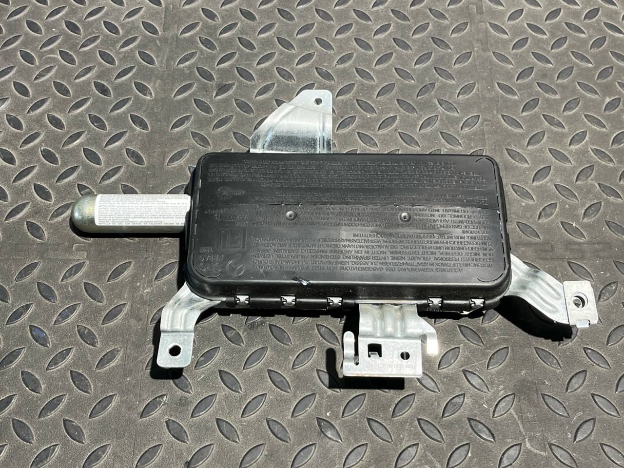 Подушка безопасности в дверь передняя левая Mercedes C/W203 2000-2008