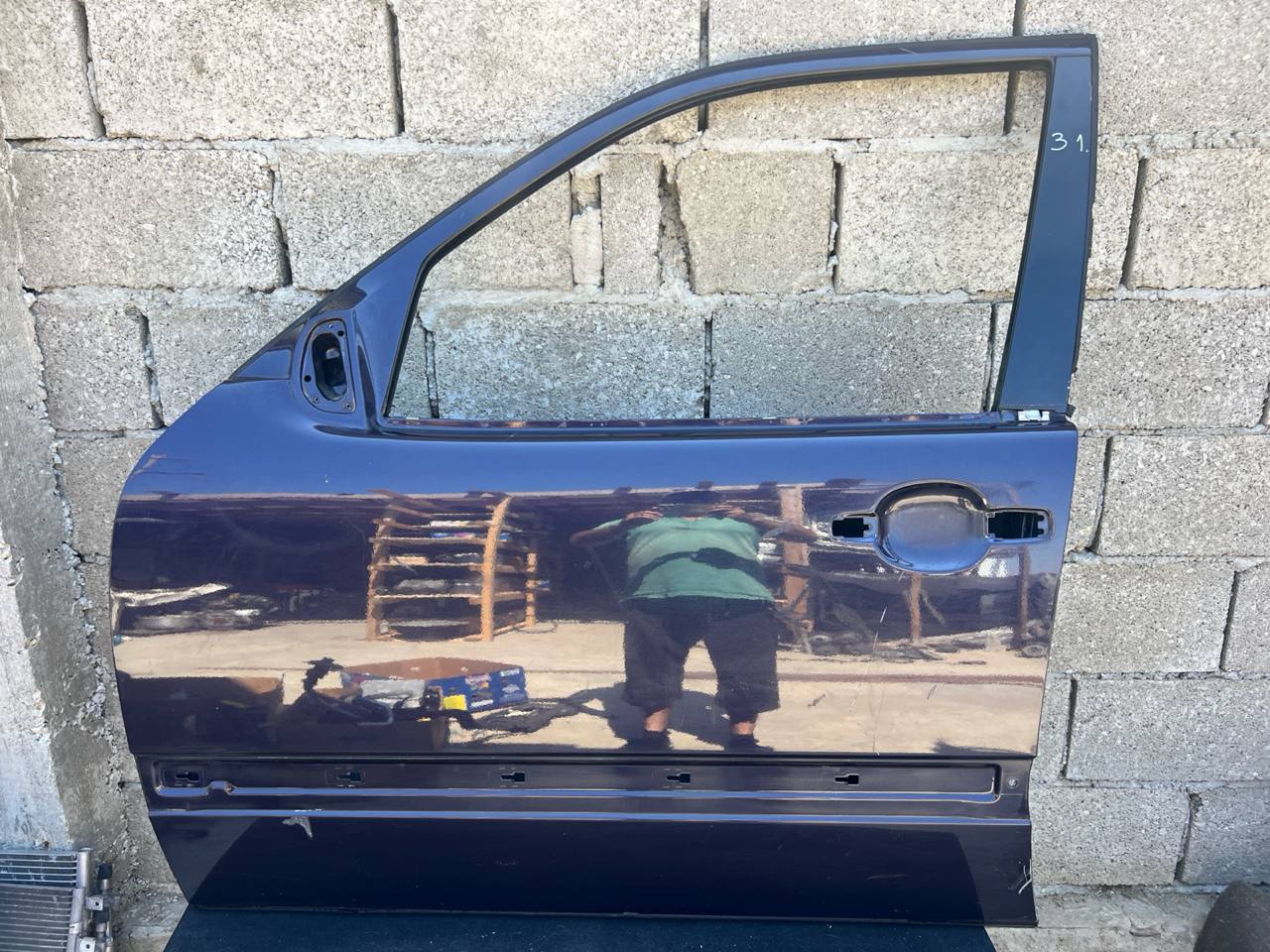 Дверь передняя левая Mercedes E/W210 1995-2003