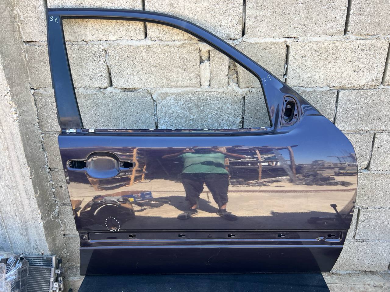 Дверь передняя правая Mercedes E/W210 1995-2003