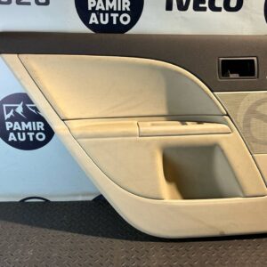 Обшивка двери задняя левая  Ford  Mondeo/3 2000-2007