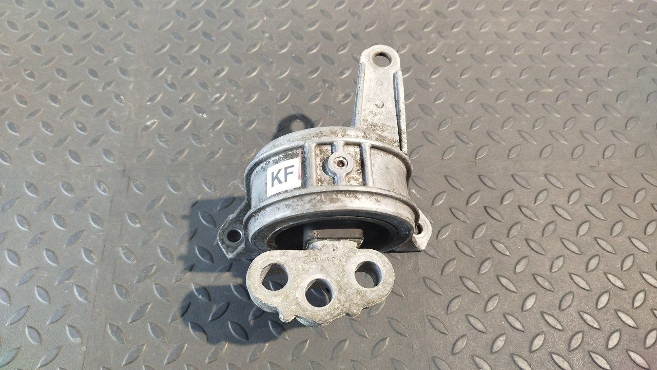 Опора двигателя Opel Zafira/B 2005-2014