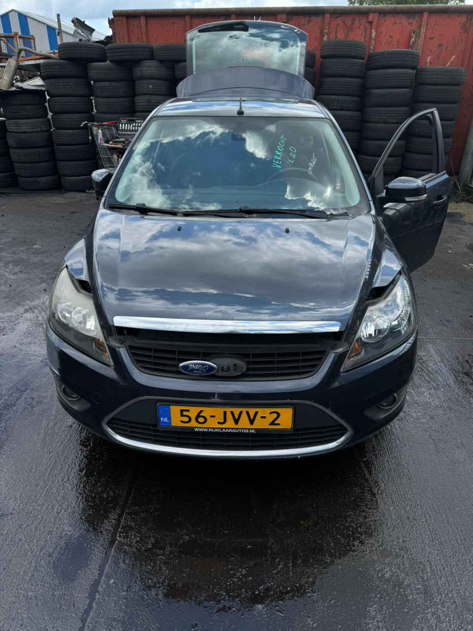 Бампер передний Ford Focus/2 2004-2011