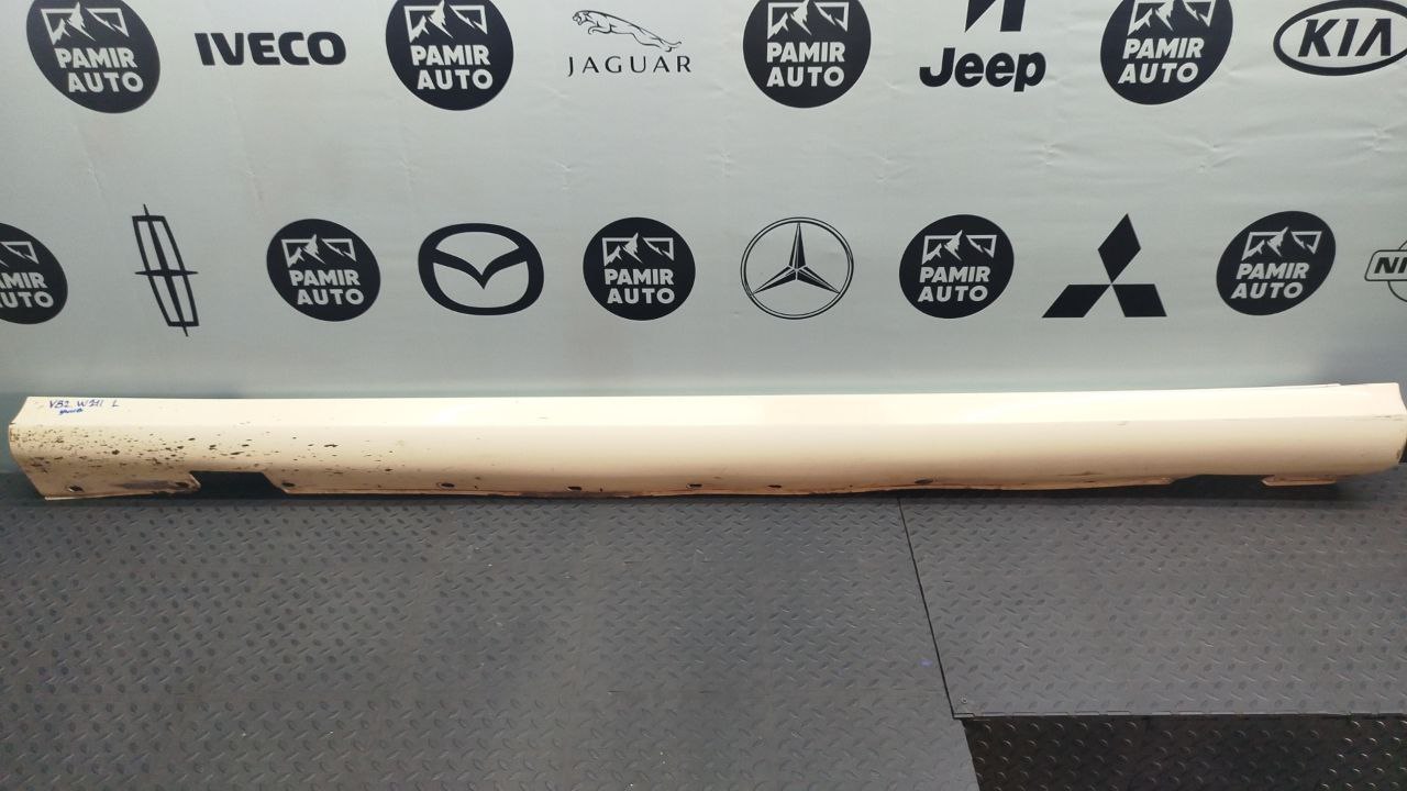 Накладка порога левая Mercedes E/W211 2002-2009