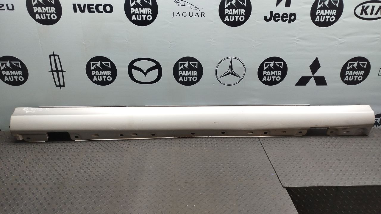 Накладка порога правая Mercedes C/W203 2000-2008