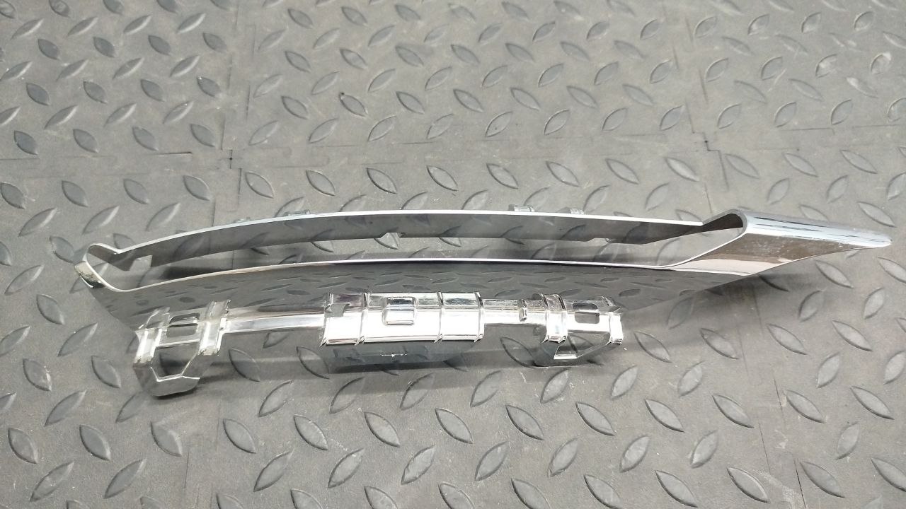 Накладка ходового огня левая Mercedes C/W204 2006-2015