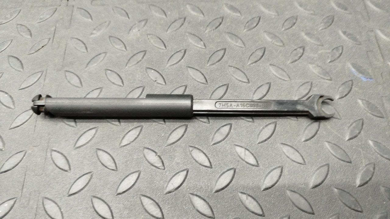 Тяга замка капота Ford Focus/2 2004-2011