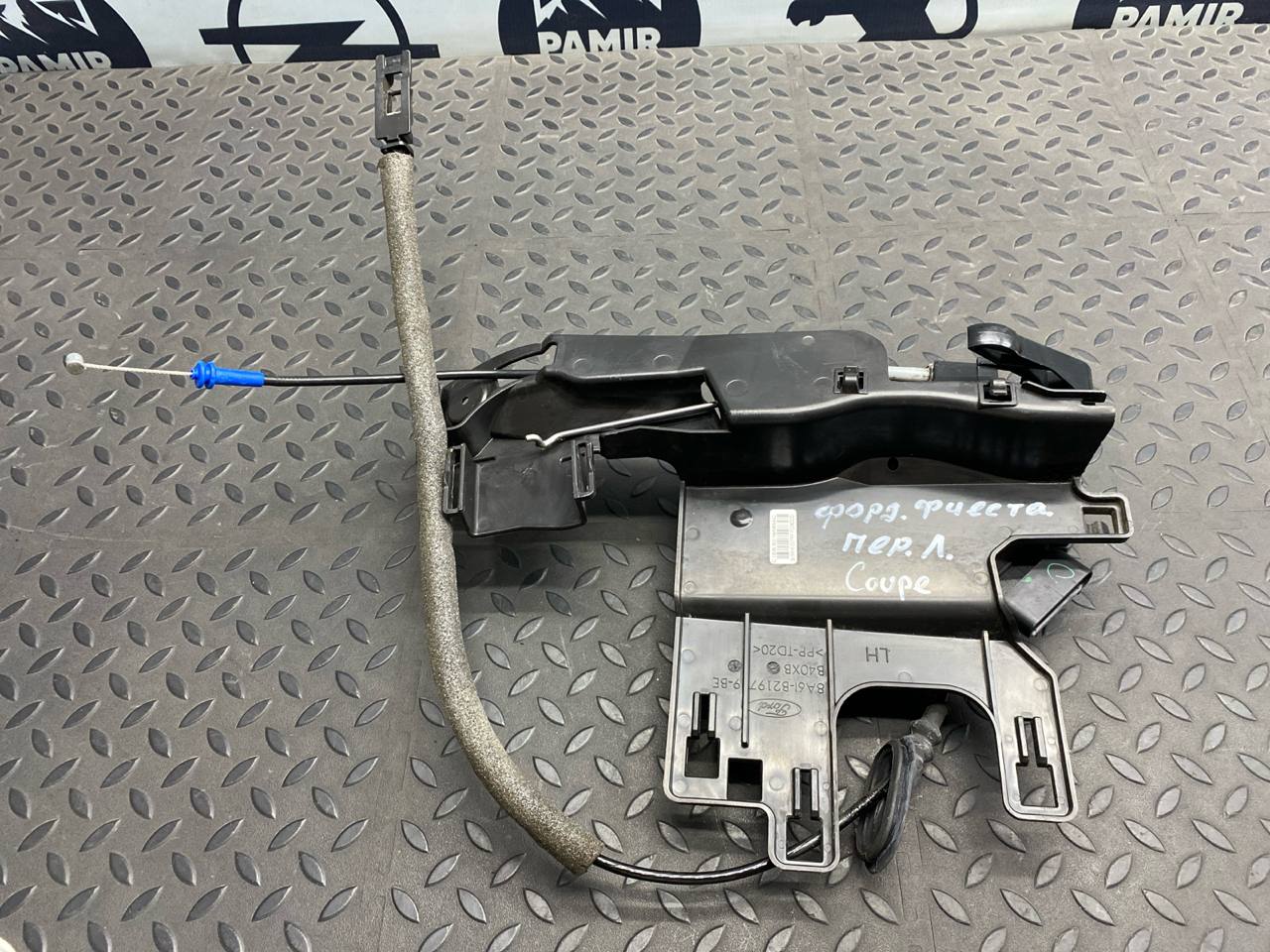 Замок двери передний левый Ford Fiesta/6 2008-2019