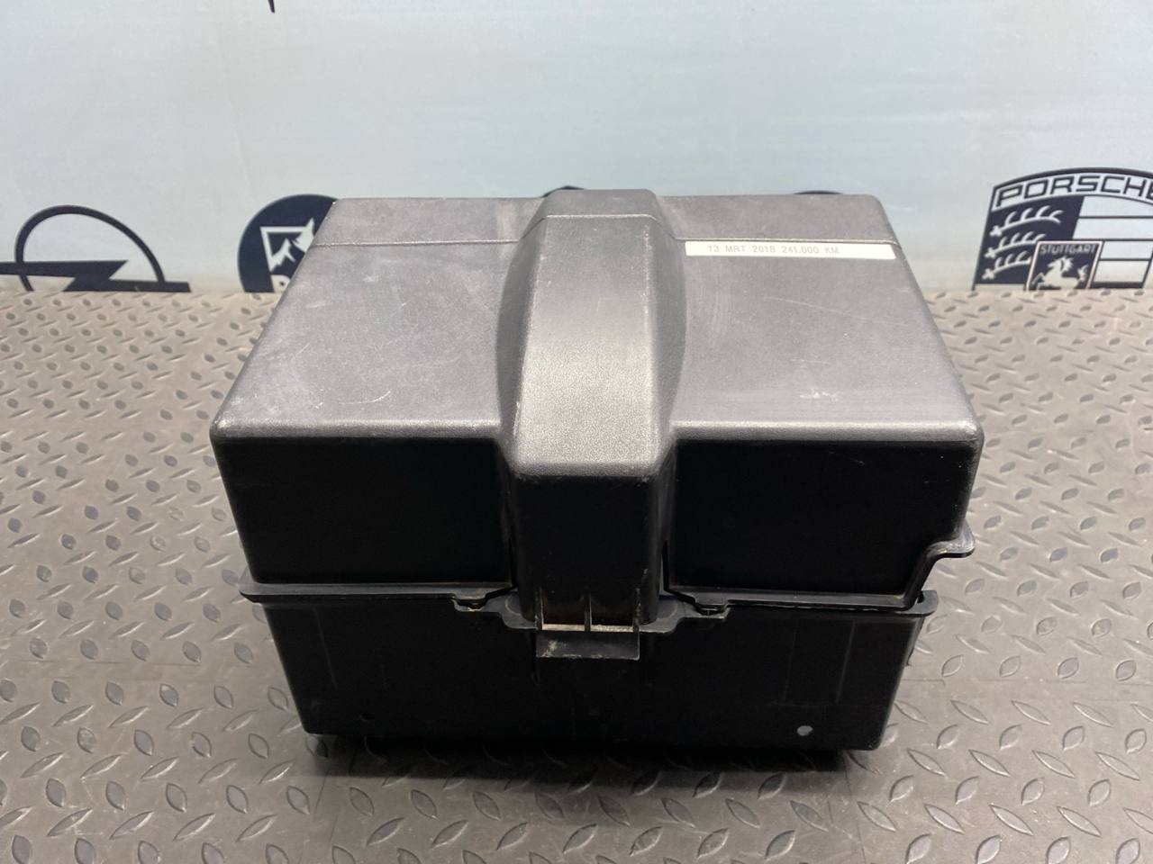 Корпус АКБ Ford Mondeo/3 2000-2007