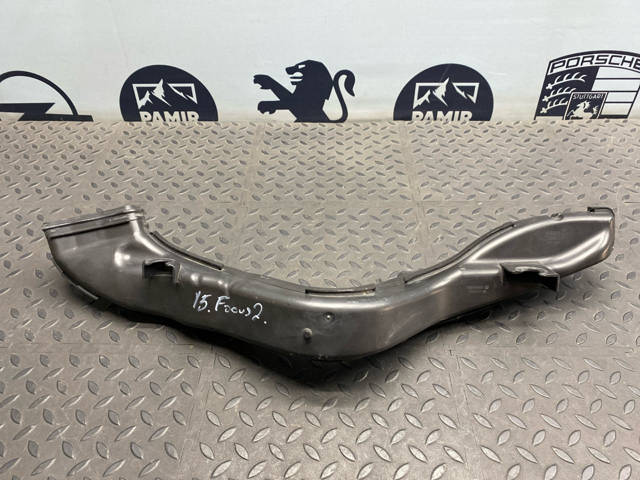 Патрубок воздушного фильтра Ford Focus/2 2004-2011