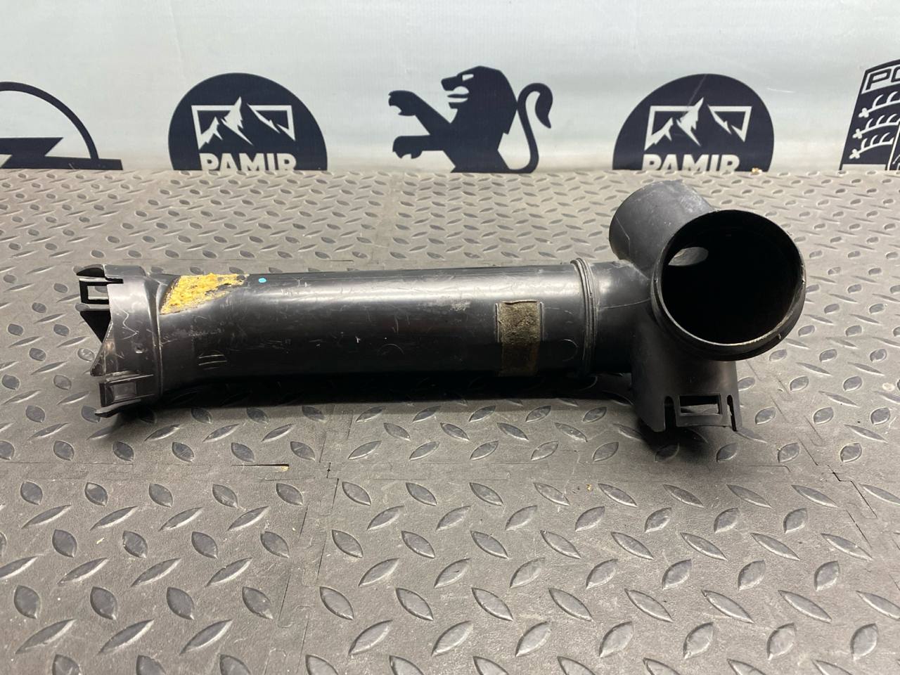 Патрубок воздушного фильтра Renault Scenic/2 2003-2009