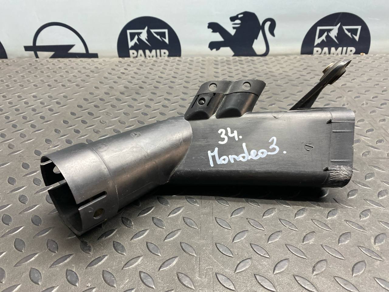 Патрубок воздушного фильтра Ford Mondeo/3 2000-2007