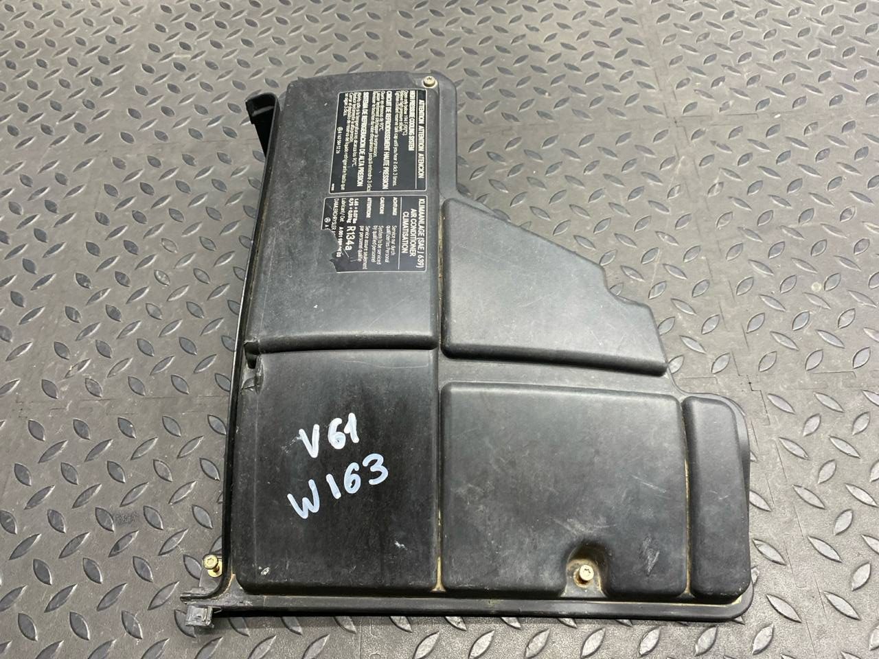 Крышка блока предохранителей Mercedes M/W163 1997-2005