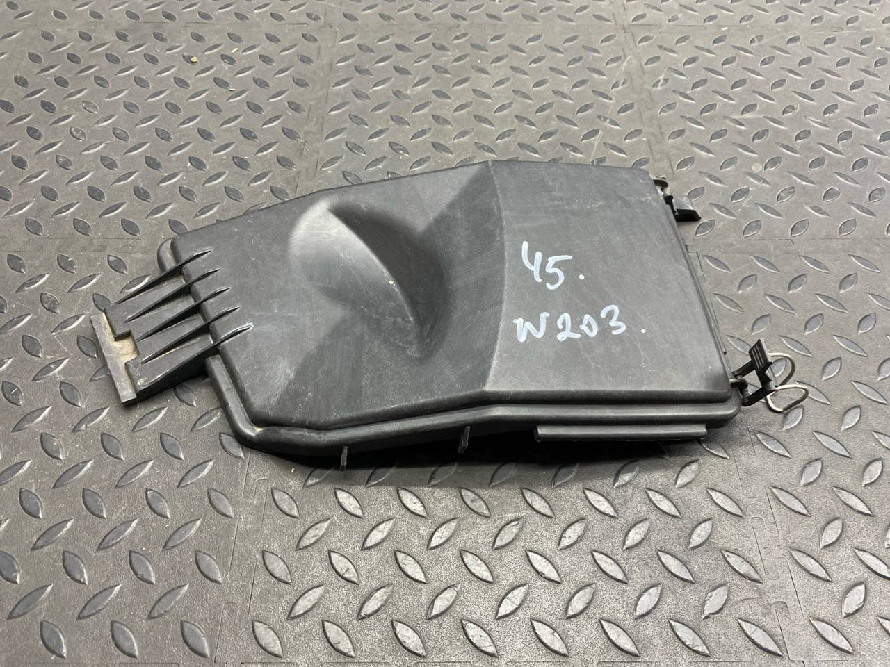 Крышка блока предохранителей Mercedes C/W203 2000-2008