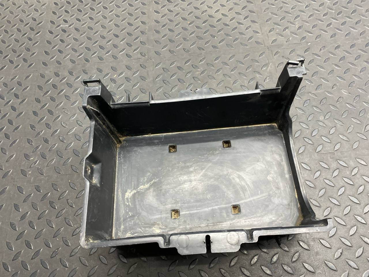 Корпус АКБ Ford Mondeo/3 2000-2007