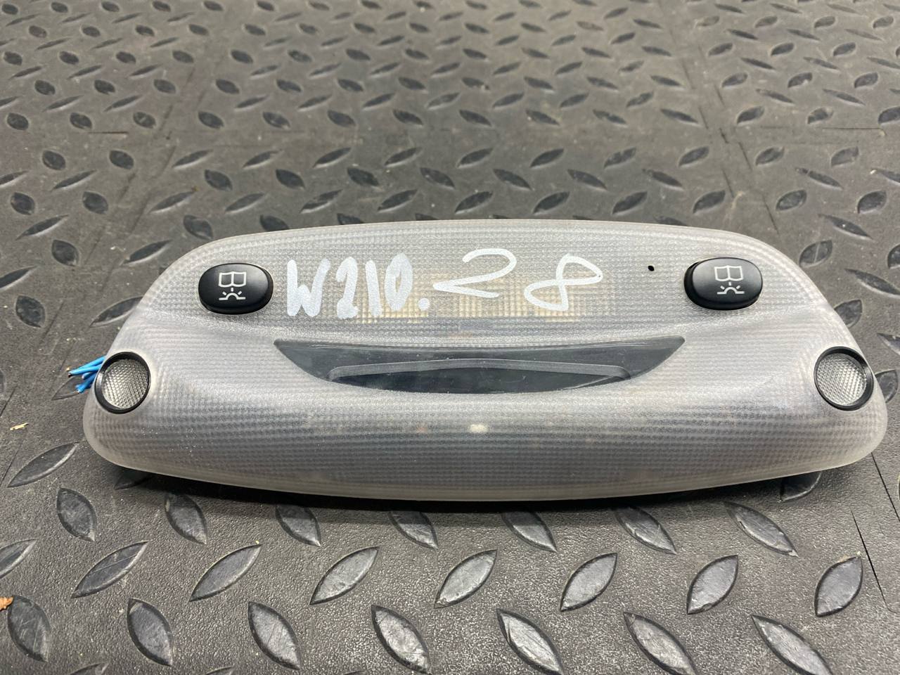 Плафон салонный задний Mercedes E/W210 1995-2003