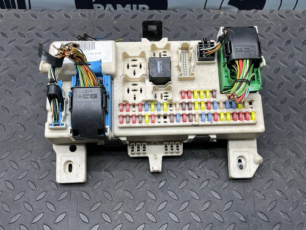 Блок предохранителей Ford Focus/2 2004-2011