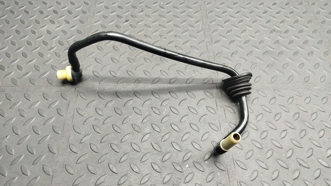 Трубка вакуумная Mercedes C/W202 1993-2001