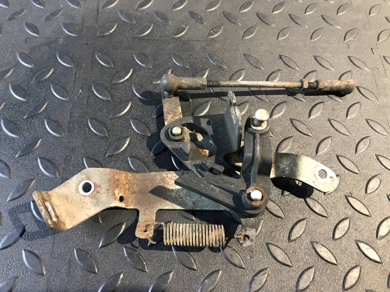 Механизм педали газа Mercedes C/W202 1993-2001