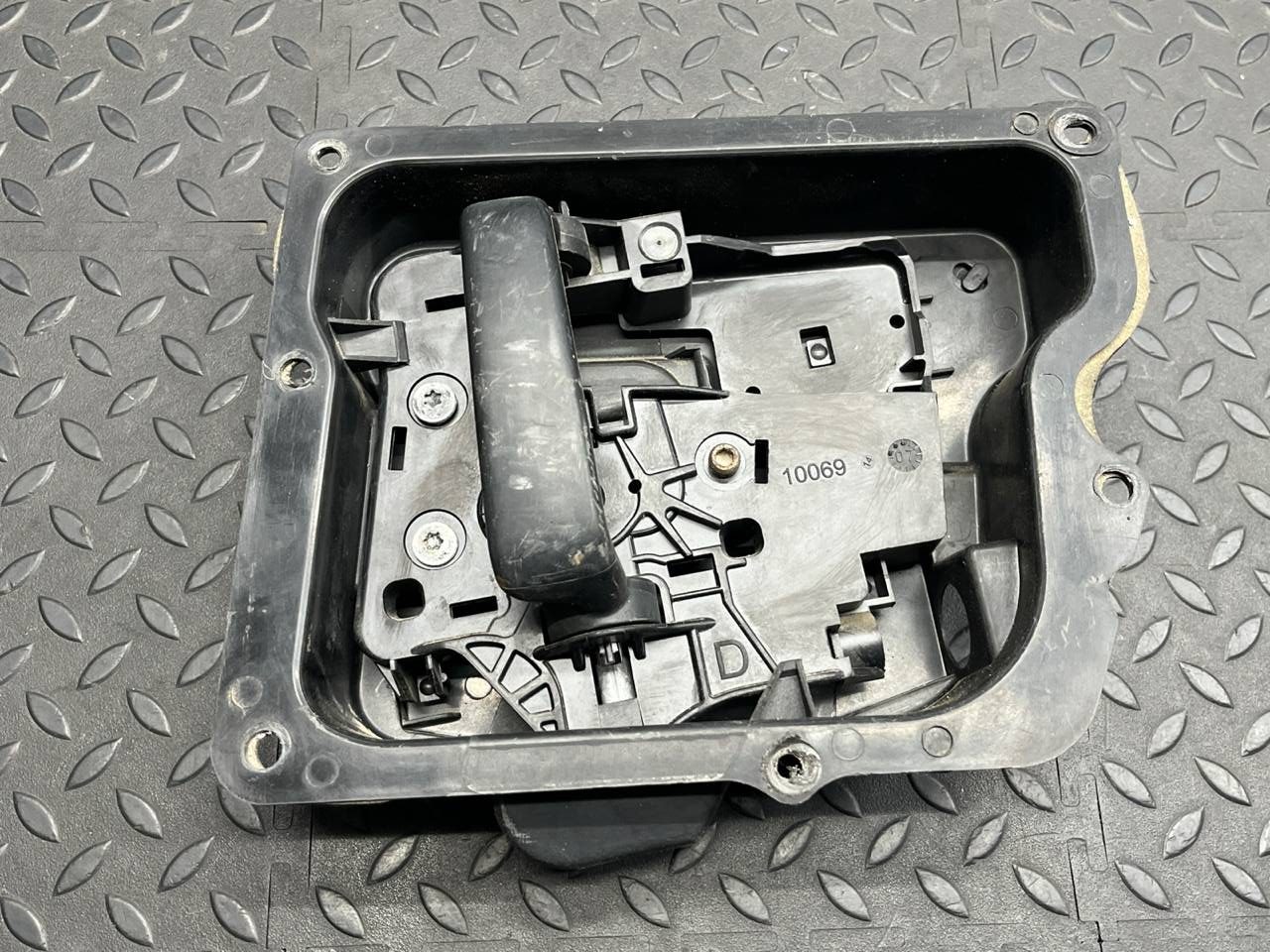 Ручка двери сдвижной правая Peugeot Expert/2 2007-2016