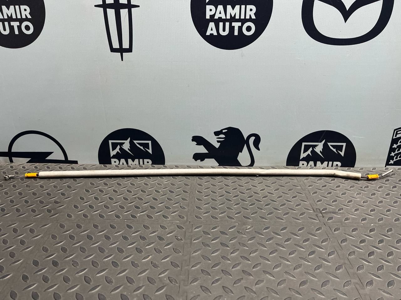 Трос замка двери багажника правый Peugeot Expert/2 2007-2016