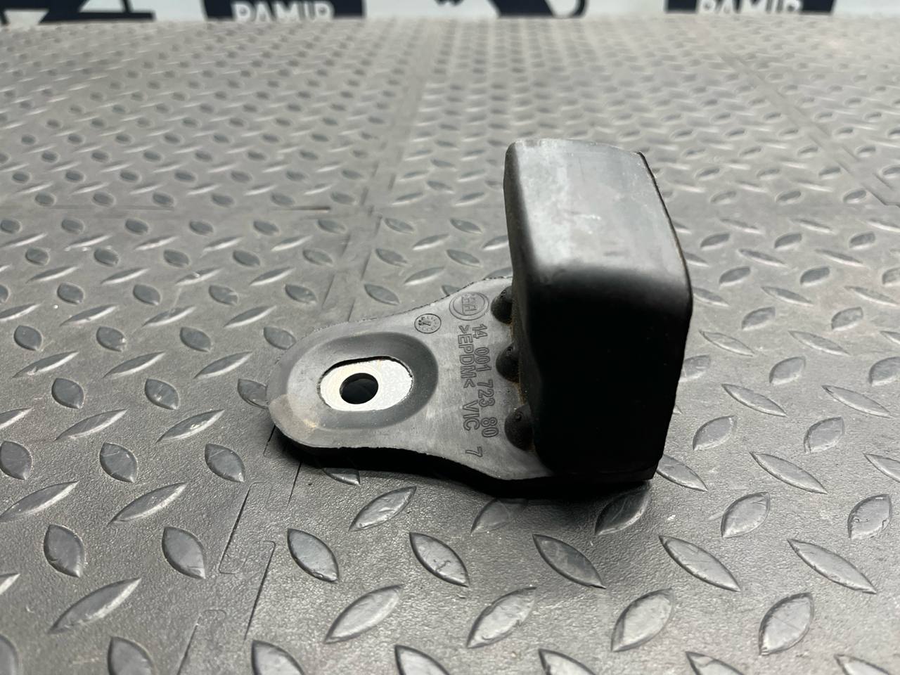 Отбойник двери сдвижной Peugeot Expert/2 2007-2016