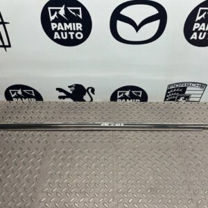 Уплотнитель двери передний левый Mercedes B/W245 2005-2011