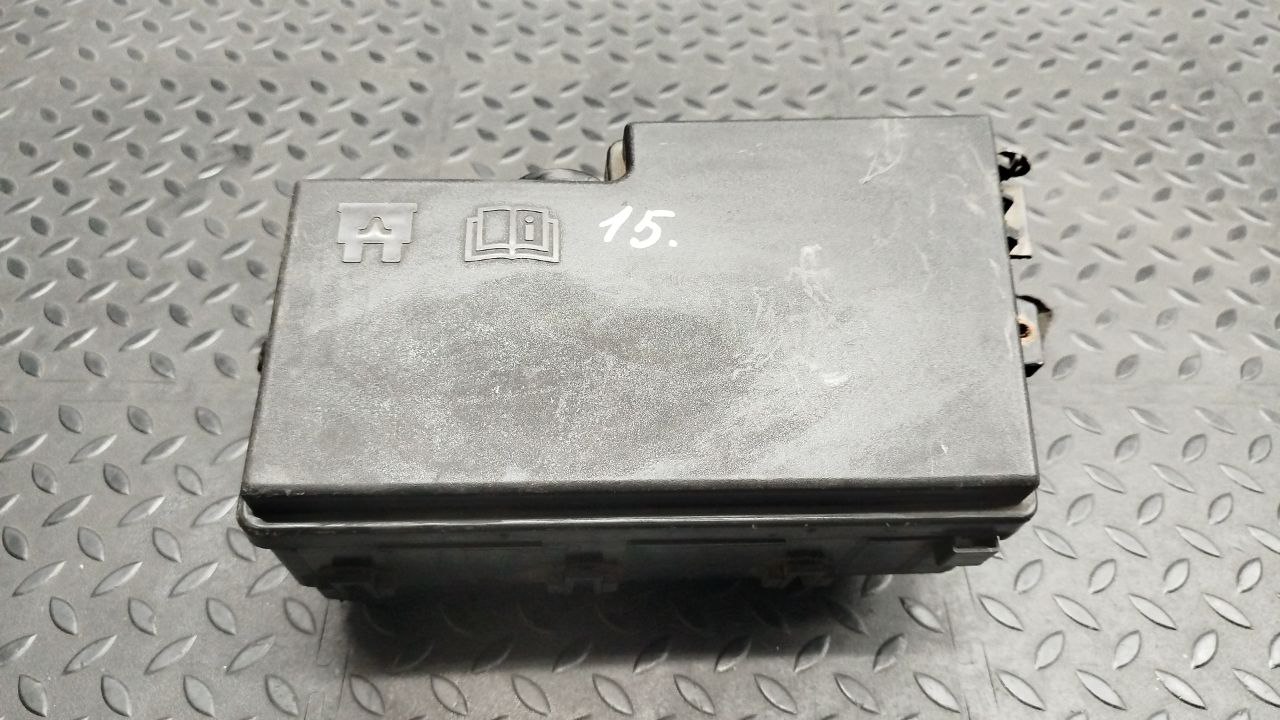 Блок предохранителей Ford Focus/2 2004-2011
