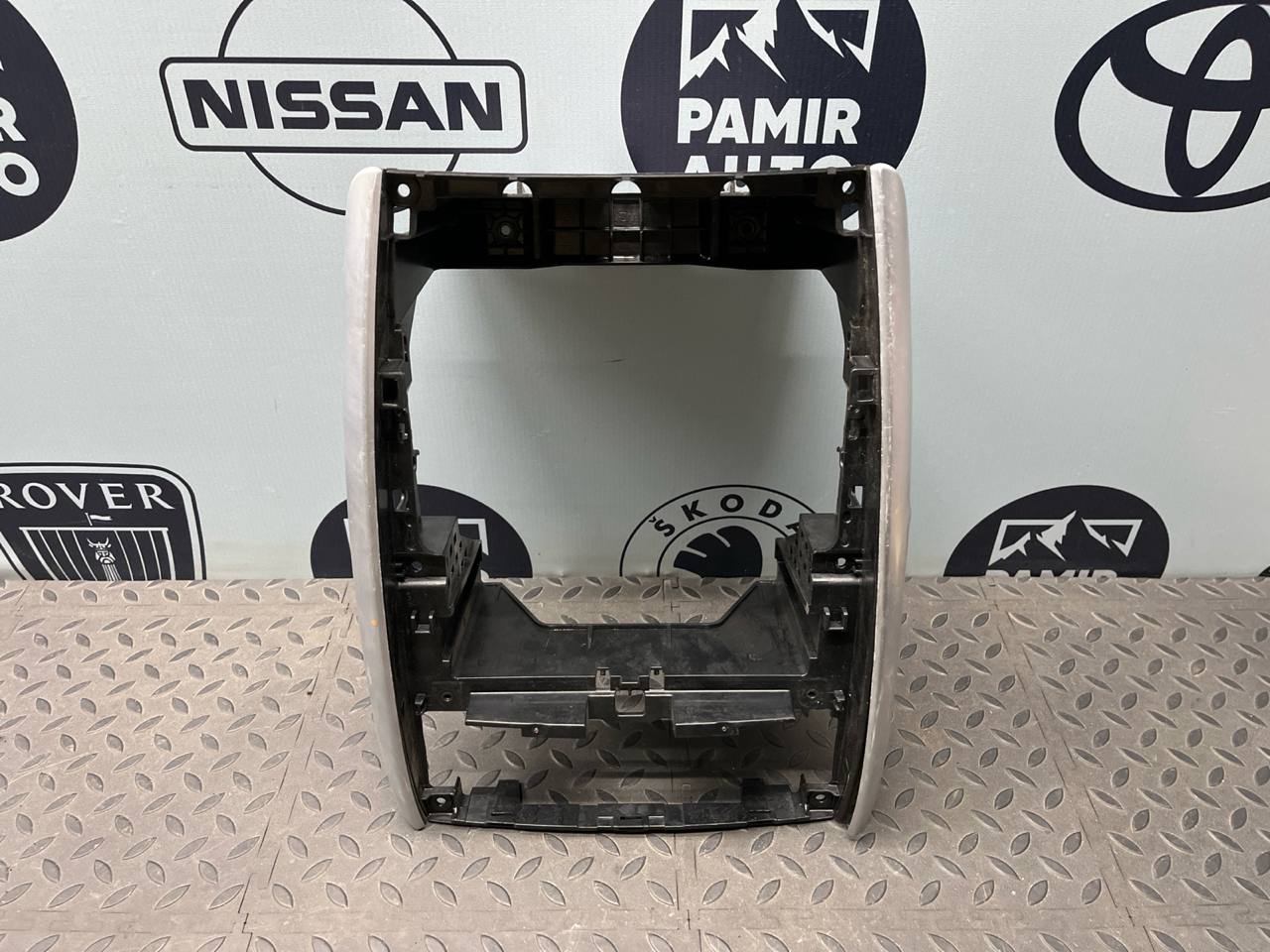 Рамка магнитолы Mercedes B/W245 2005-2011